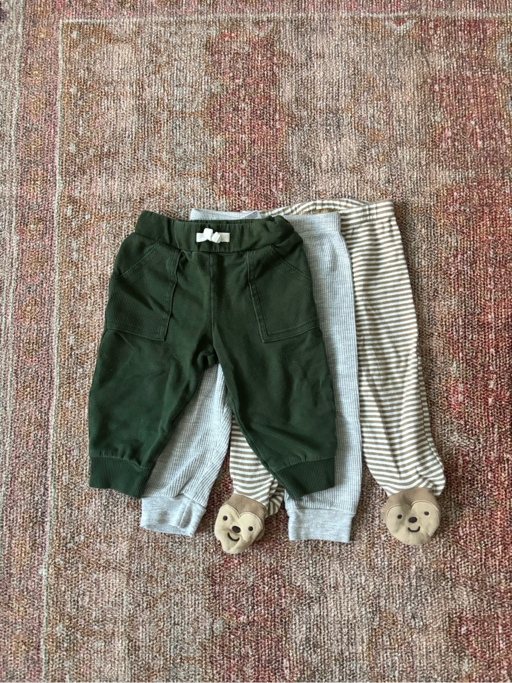 Carter’s 6 to 9 months Bundle- 12 pieces - Picture 3 of 4